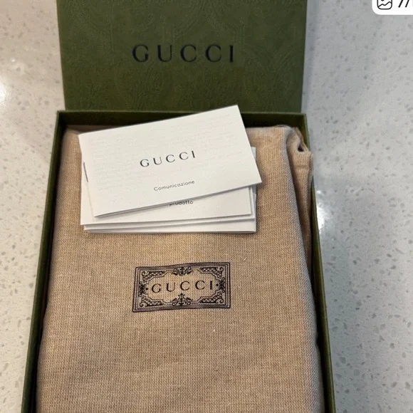 Gucci Notebooks Set with Red, Blue, and Green Set if 3  Authentic 💯 - Picture 7 of 11